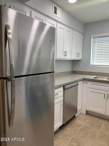 7156 N 66TH Drive, Glendale, AZ 85301