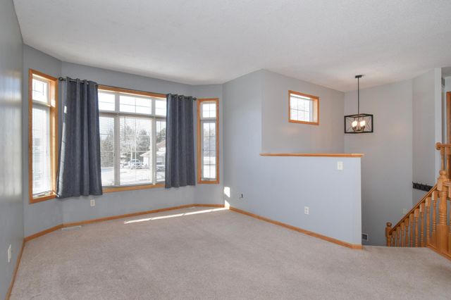 38615 Henna Circle, North Branch, MN 55056