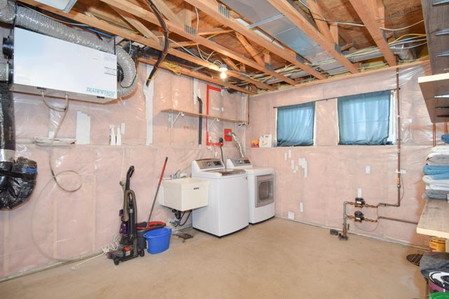 38615 Henna Circle, North Branch, MN 55056