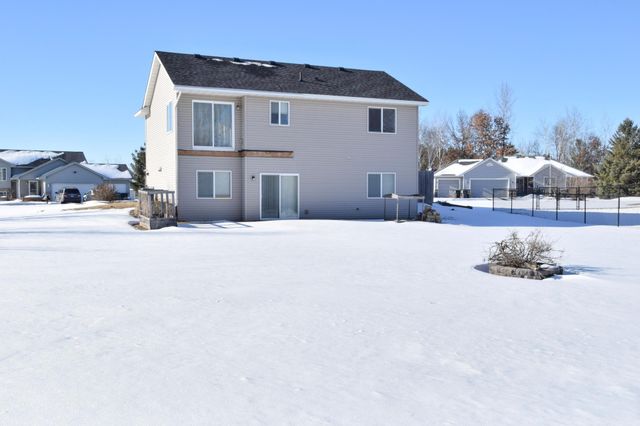 38615 Henna Circle, North Branch, MN 55056