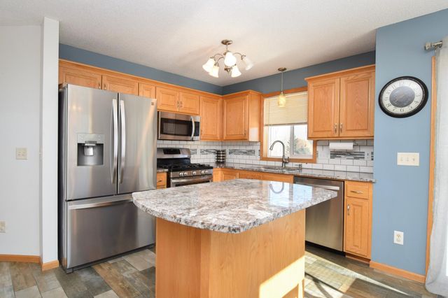 38615 Henna Circle, North Branch, MN 55056