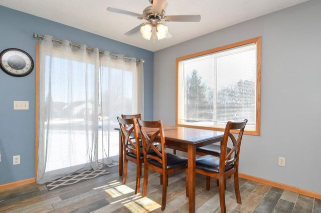 38615 Henna Circle, North Branch, MN 55056