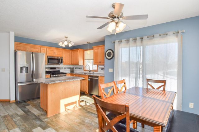 38615 Henna Circle, North Branch, MN 55056