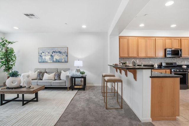 2833 2833 Alnwick Ave 7, Livermore, CA 94551