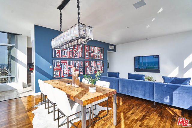 900 W Olympic Boulevard 34A, Los Angeles, CA 90015