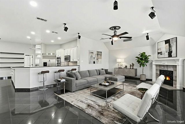 12701 Beech Tree Lane, Euless, TX 76040