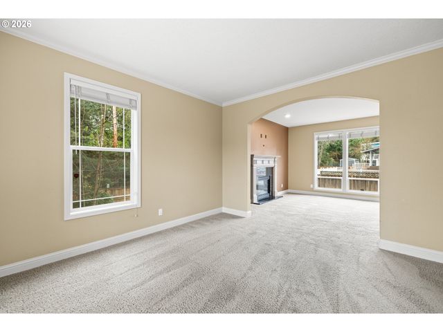 16707 Se BALDRY St, Portland, OR 97236