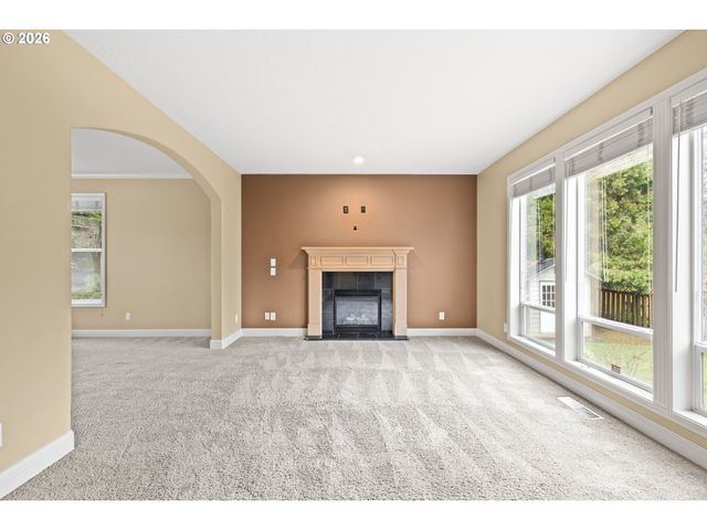 16707 Se BALDRY St, Portland, OR 97236