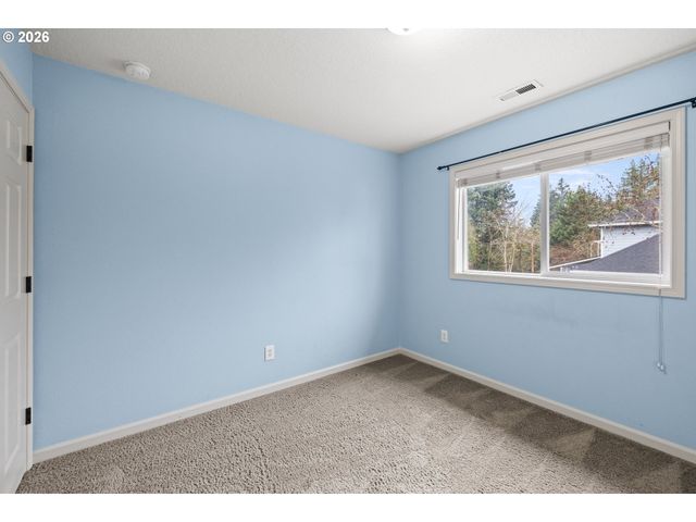 16707 Se BALDRY St, Portland, OR 97236