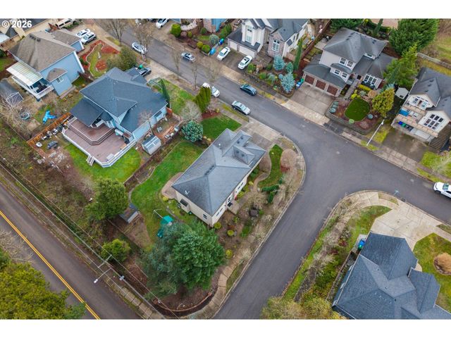 16707 Se BALDRY St, Portland, OR 97236