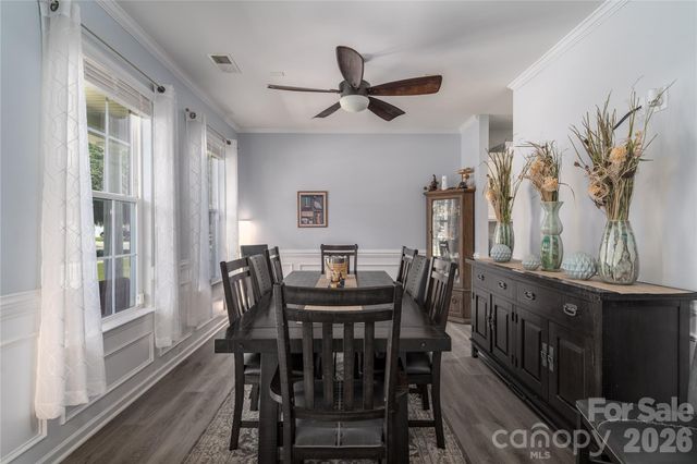 137 Flora Vista Drive, Mooresville, NC 28117