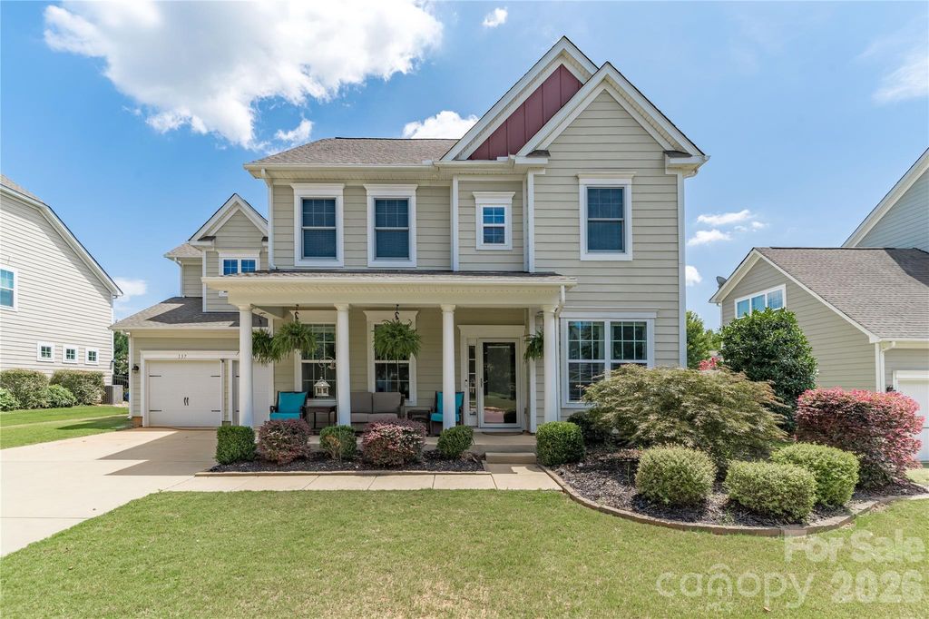 137 Flora Vista Drive, Mooresville, NC 28117