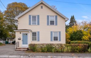 14 Ash St, Woburn, MA 01801