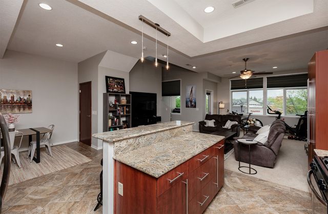 640 S 50th Street 2203, West Des Moines, IA 50265
