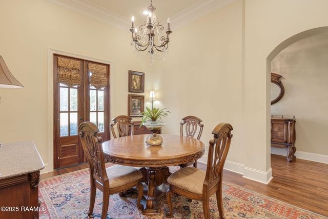 404 Dunnottar Place, Lafayette, LA 70503