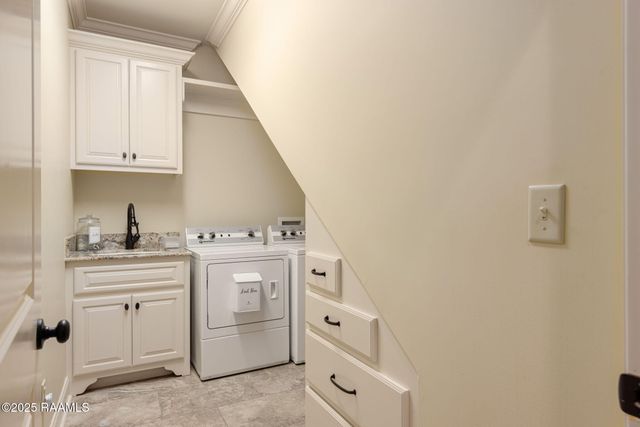 404 Dunnottar Place, Lafayette, LA 70503