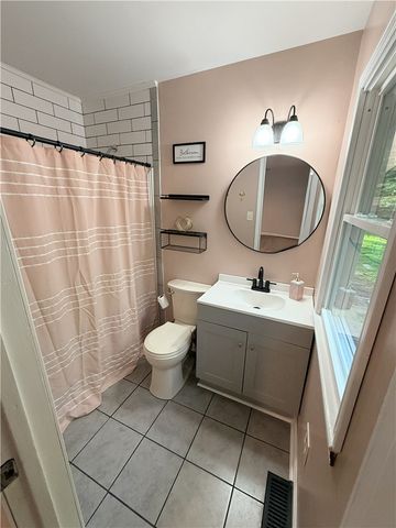 107 Sweetbriar Trail, Westminster, SC 29693