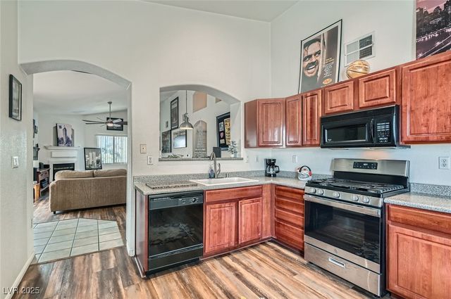 3924 Quiet Pine Street 201, Las Vegas, NV 89108