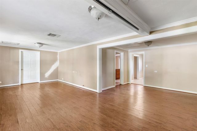 2717 Old Houston Road, Huntsville, TX 77340