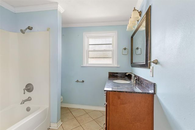 2717 Old Houston Road, Huntsville, TX 77340