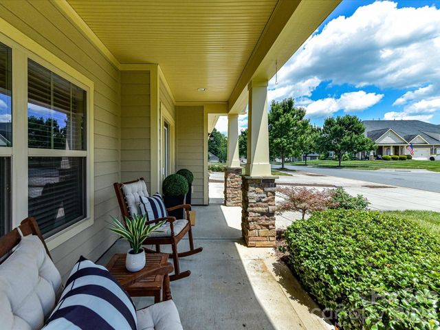 139 Martingale Avenue, Mooresville, NC 28115