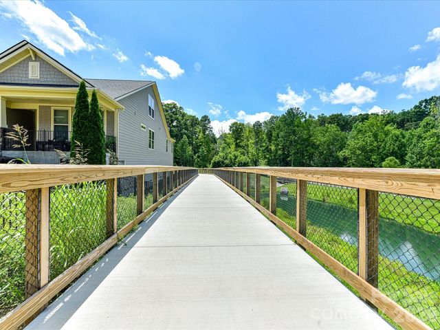 139 Martingale Avenue, Mooresville, NC 28115