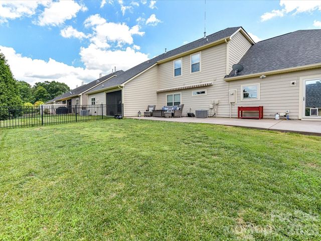 139 Martingale Avenue, Mooresville, NC 28115