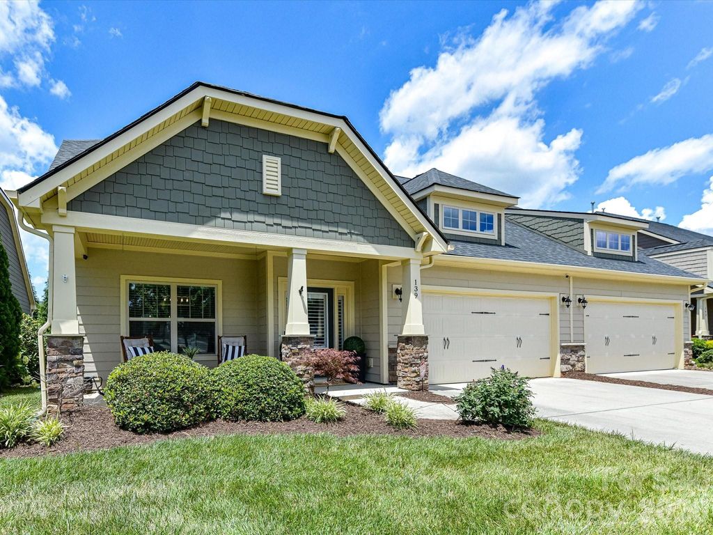 139 Martingale Avenue, Mooresville, NC 28115