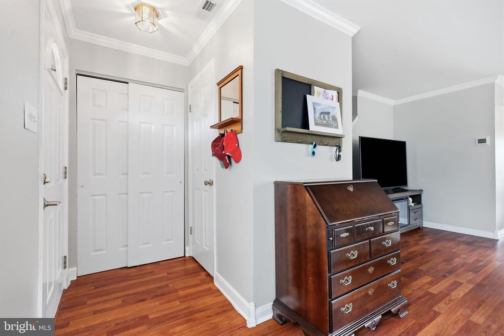 77 ANDOVER DR, LANGHORNE, PA 19047 — photo 4