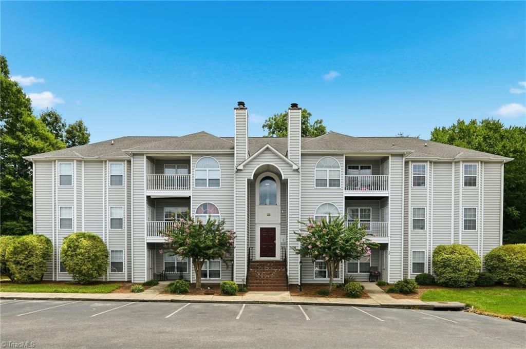 3638 Morris Farm Drive 2C, Greensboro, NC 27409