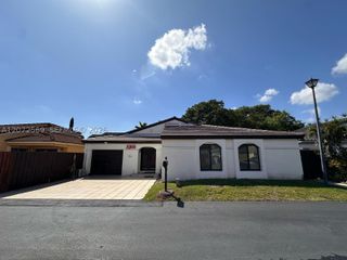 10958 SW 72nd TER, Miami, FL 33173