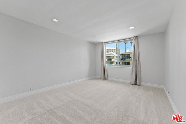 809 S Bundy Drive 202, Los Angeles, CA 90049