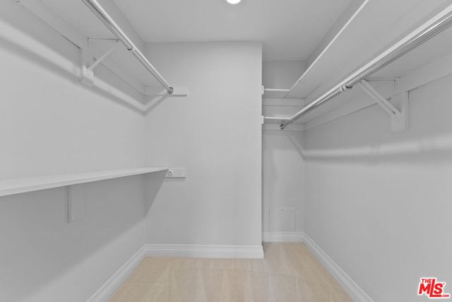 809 S Bundy Drive 202, Los Angeles, CA 90049