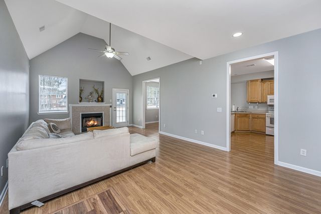 1319 Lark Lane, Hanahan, SC 29410