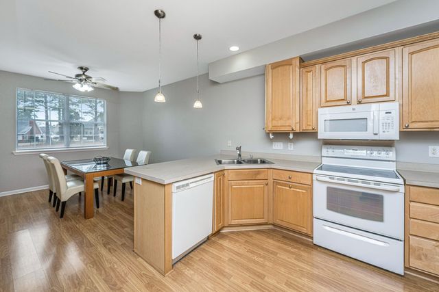 1319 Lark Lane, Hanahan, SC 29410