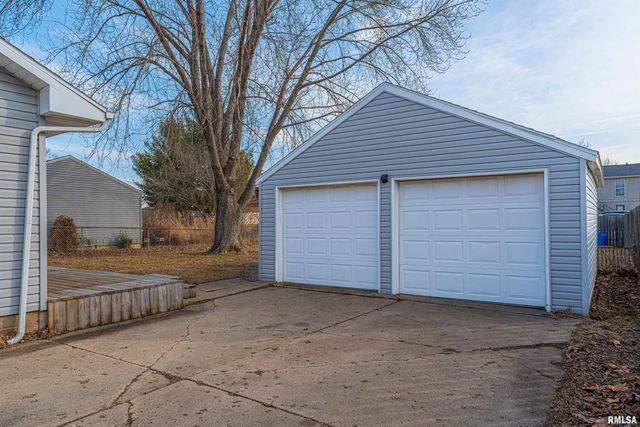 112 BRIARGATE Road, Washington, IL 61571