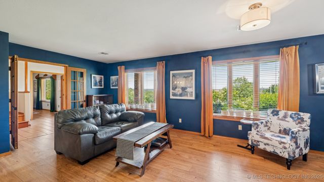 201 County Road 3006 Road, Bartlesville, OK 74003