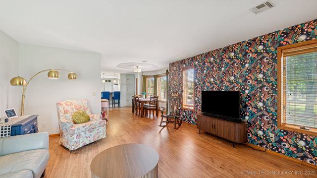 201 County Road 3006 Road, Bartlesville, OK 74003