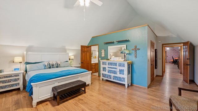 201 County Road 3006 Road, Bartlesville, OK 74003