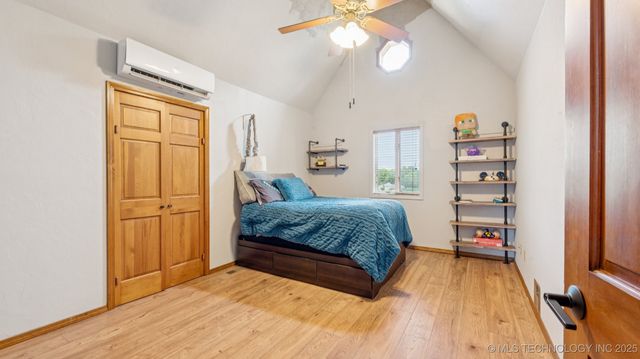 201 County Road 3006 Road, Bartlesville, OK 74003