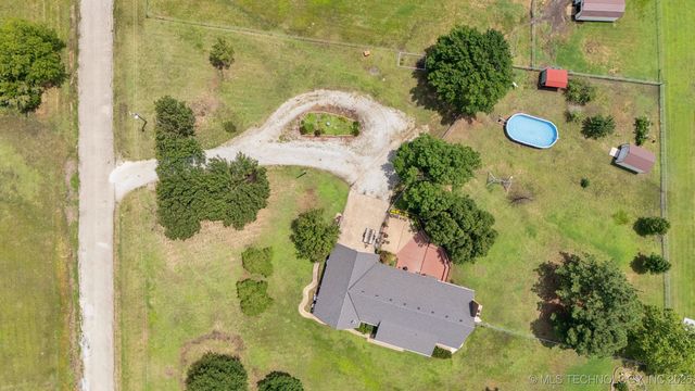 201 County Road 3006 Road, Bartlesville, OK 74003