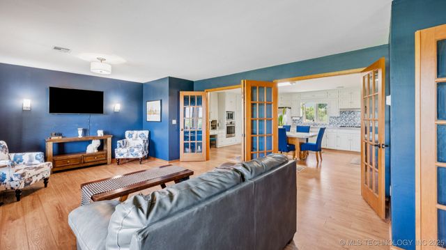 201 County Road 3006 Road, Bartlesville, OK 74003