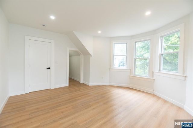 245 Elm Avenue, Bogota, NJ 07603