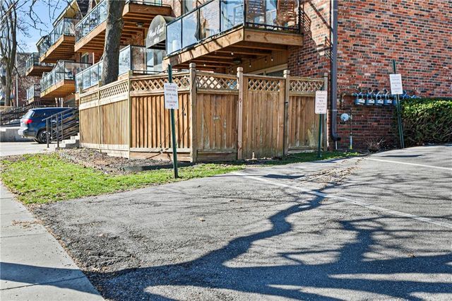 4614 HOLLY Street 3, Kansas City, MO 64112