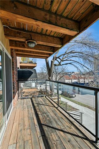 4614 HOLLY Street 3, Kansas City, MO 64112