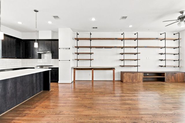 2730 Eado Edge Court, Houston, TX 77020
