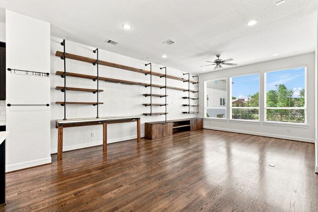 2730 Eado Edge Court, Houston, TX 77020