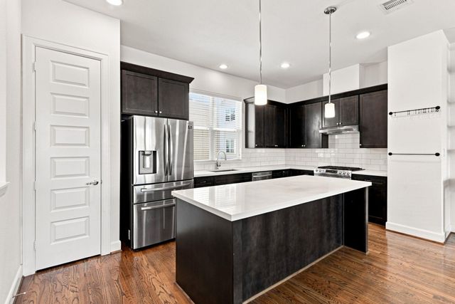 2730 Eado Edge Court, Houston, TX 77020