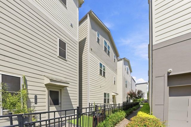 2730 Eado Edge Court, Houston, TX 77020