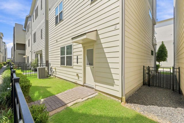 2730 Eado Edge Court, Houston, TX 77020